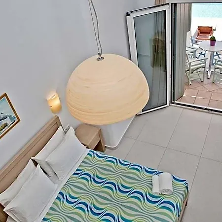 Hotel Niriides Homes &
