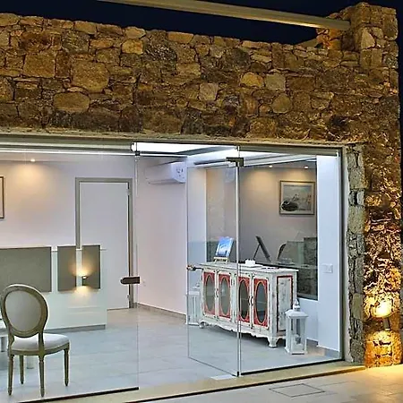 Hotel Niriides Homes &